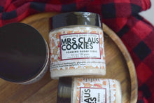 Load image into Gallery viewer, Mrs Claus Cookies Foaming Sugar Scrub