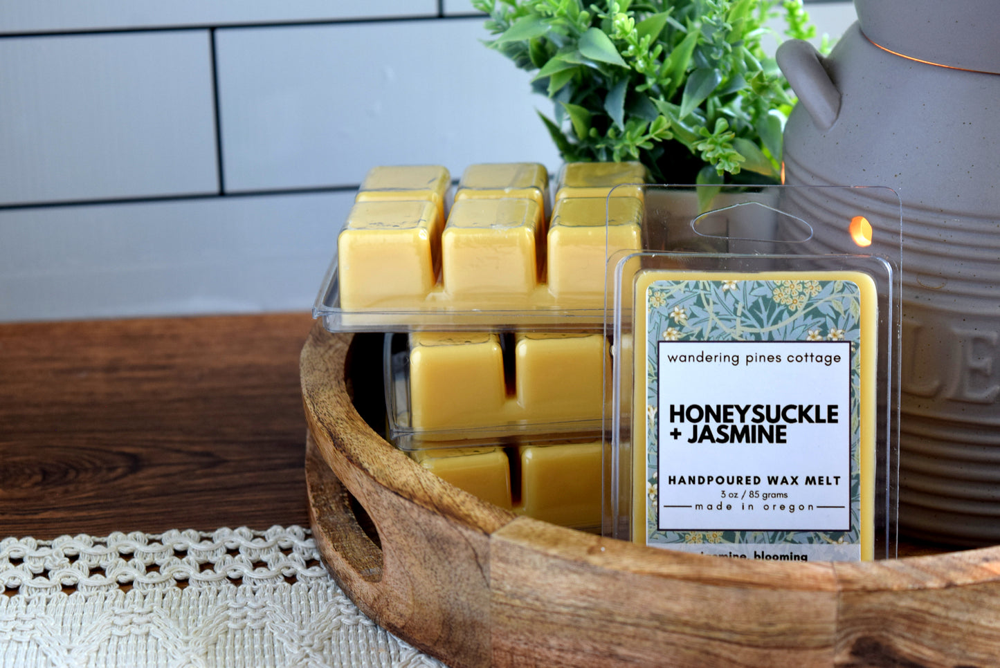 honeysuckle and jasmine floral wax melt - wandering pines cottage