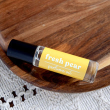 Load image into Gallery viewer, Fresh Pear Perfume Oil