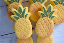 Load image into Gallery viewer, pineapple bath bomb - wandering pines cottage