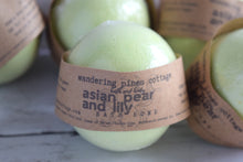 Load image into Gallery viewer, Asian Pear and Lily Round Bath Bomb