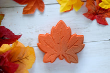 Load image into Gallery viewer, Fall Leaf Bath Bomb