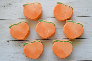Peach shaped bath bomb - wandering pines cottage