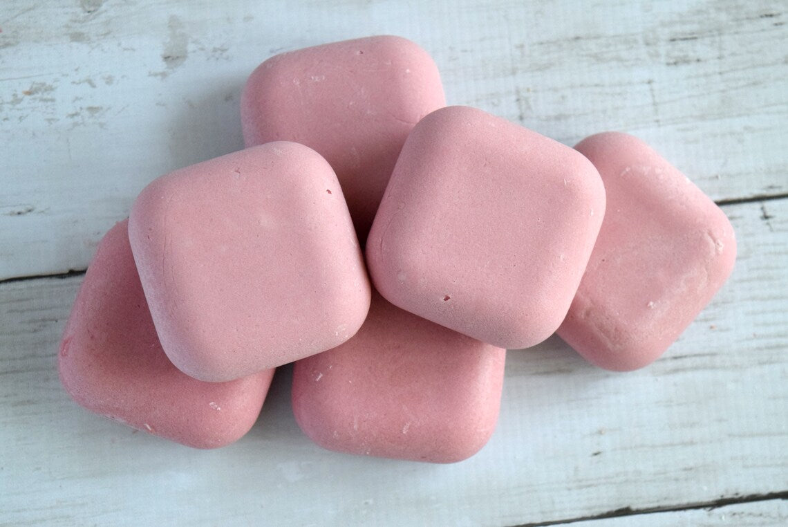 rose quartz hair conditioner - wanderig pines cottage