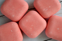 Load image into Gallery viewer, love spell solid shampoo bar - wandering pines cottage